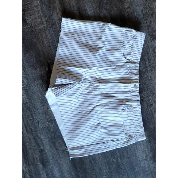 Frame Pin Striped Shorts -  New 34 Waist - Picture 5 of 5